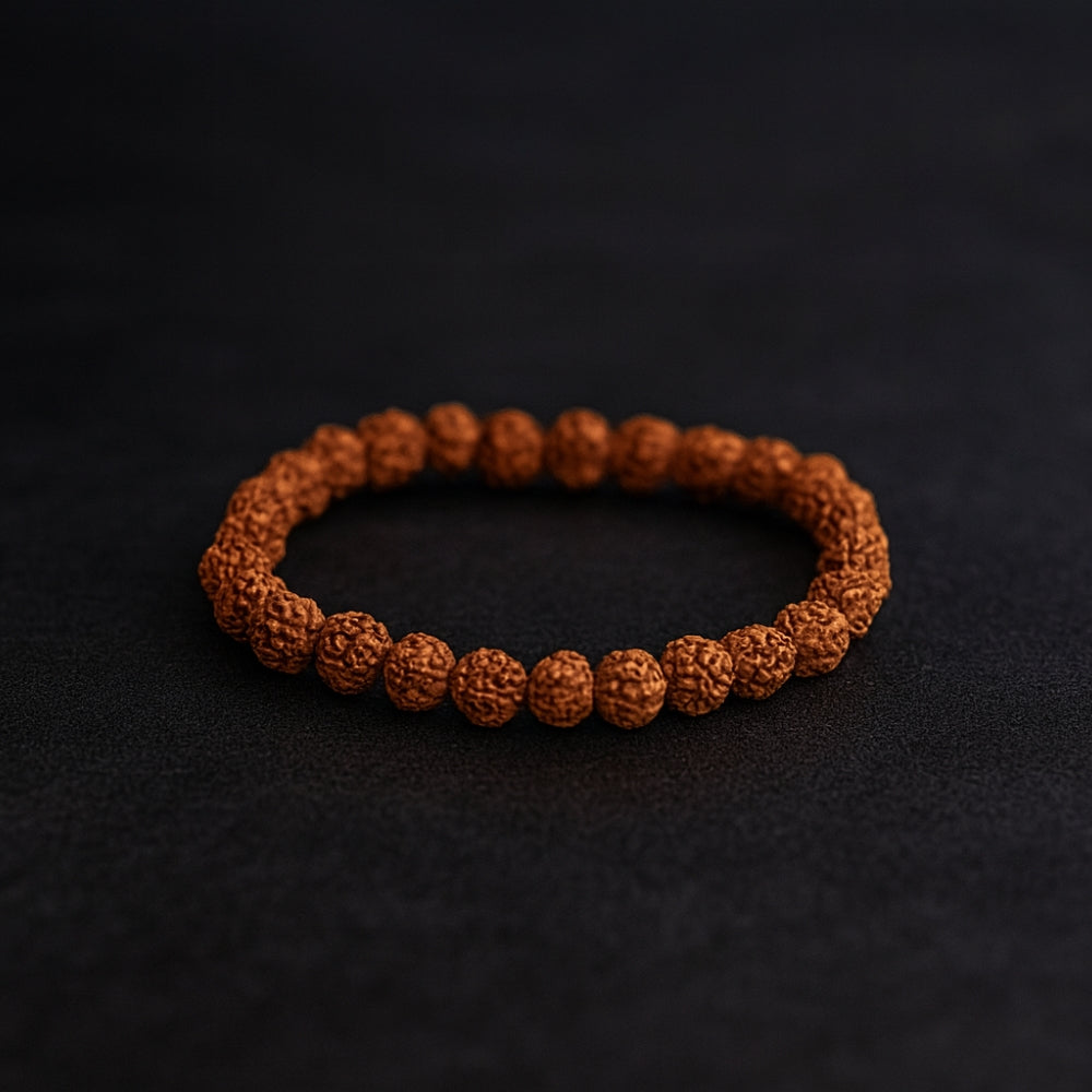 5 Mukhi Rudraksha Bracelet – Enhances health, peace, positivity, wisdom, and protection.