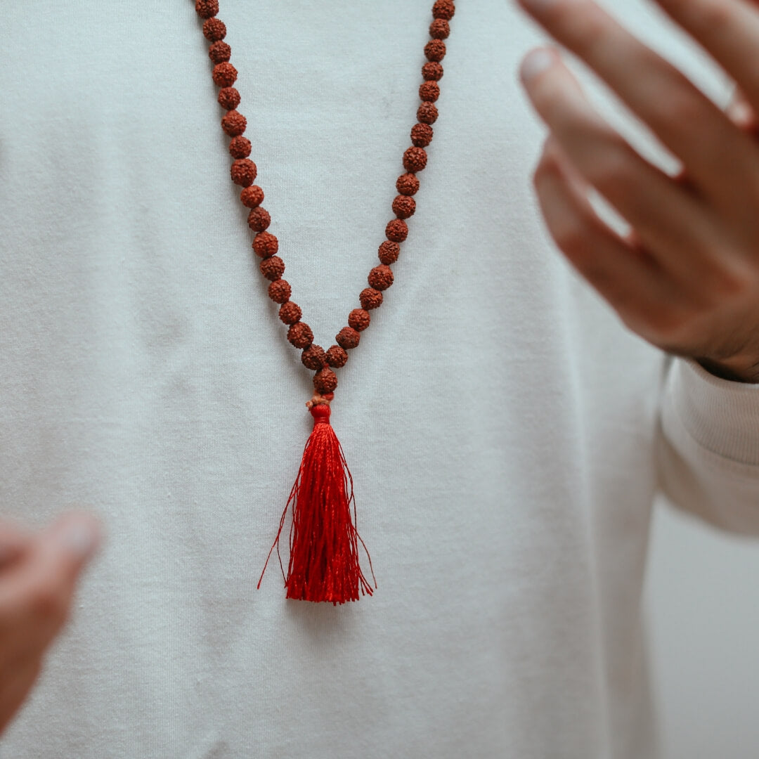 5 Mukhi Rudraksha Mala – Promotes peace, health, positivity, protection, and spiritual growth.